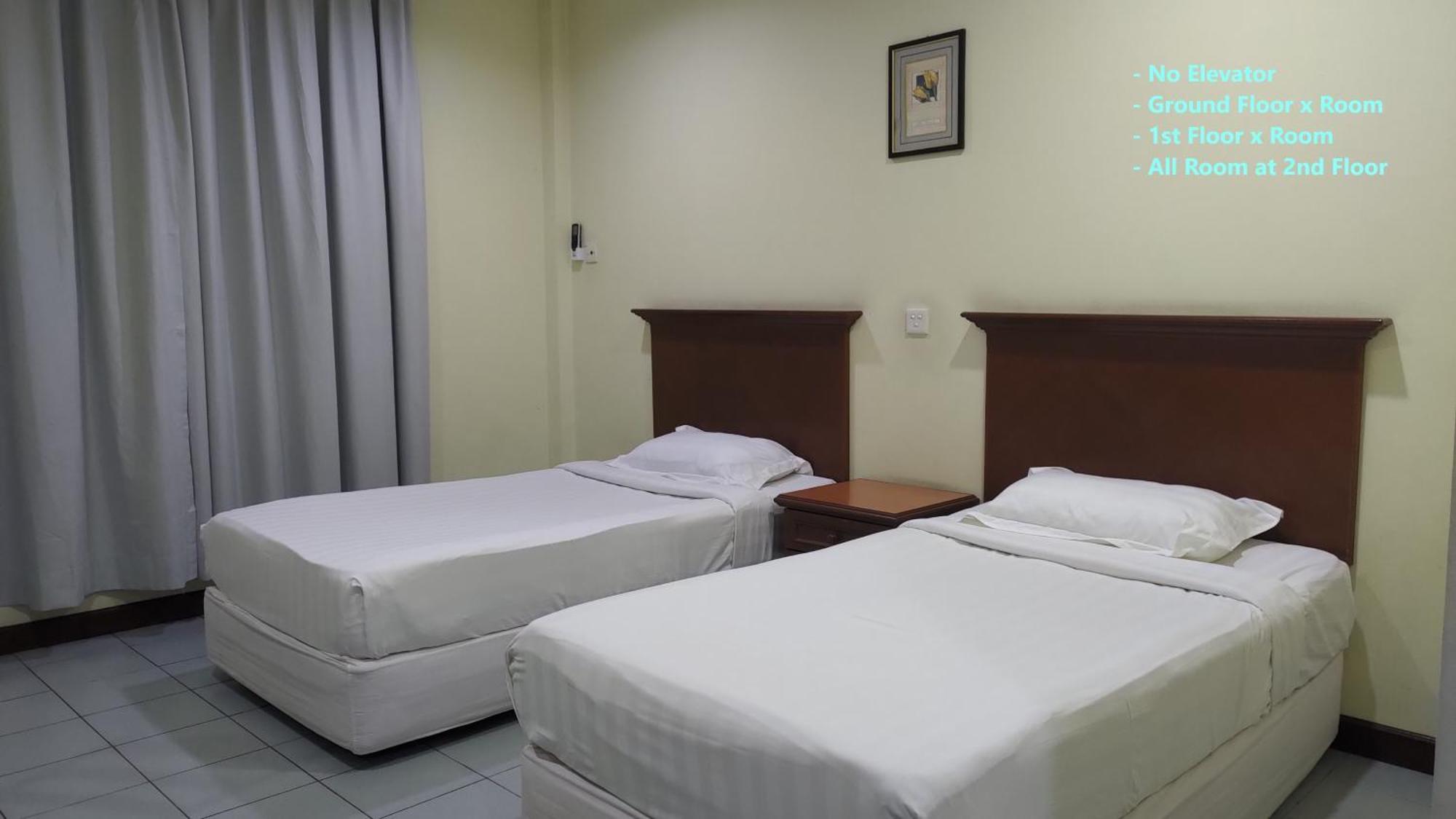 The Upper Deck Hotel Kudat Bagian luar foto